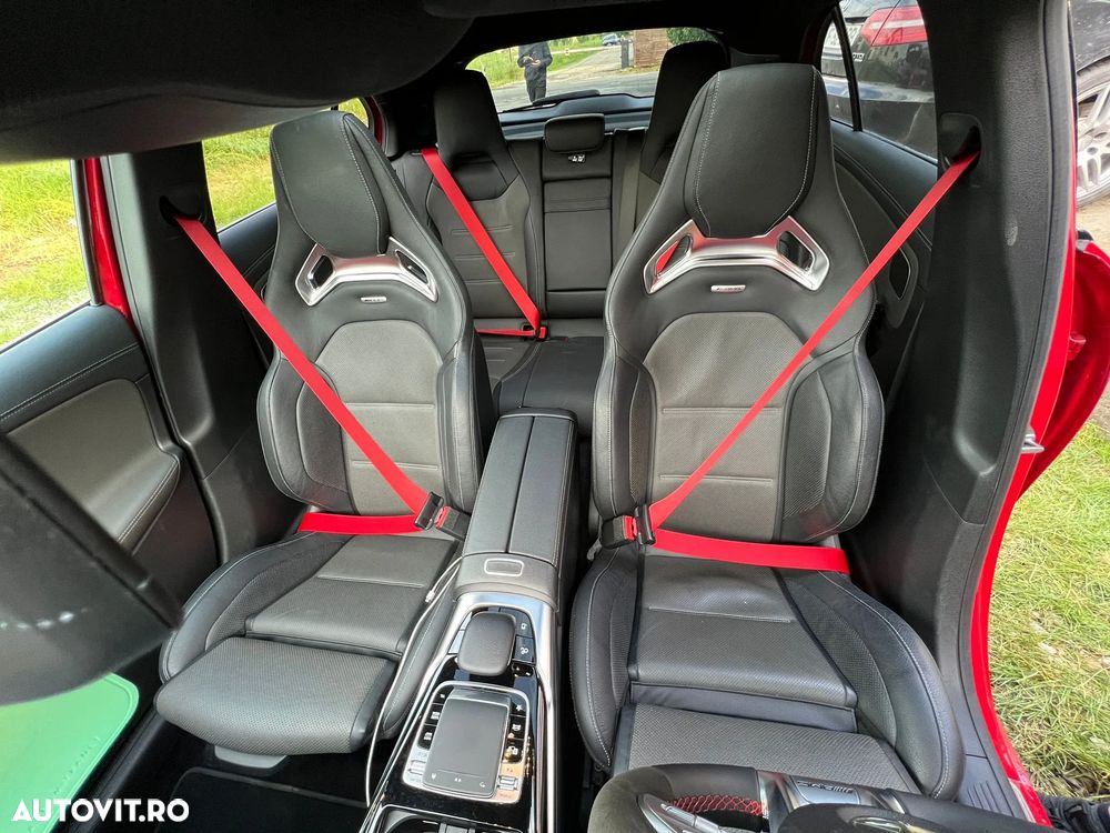 Mercedes-Benz A AMG 35 4MATIC+ Sedan Aut. - 19