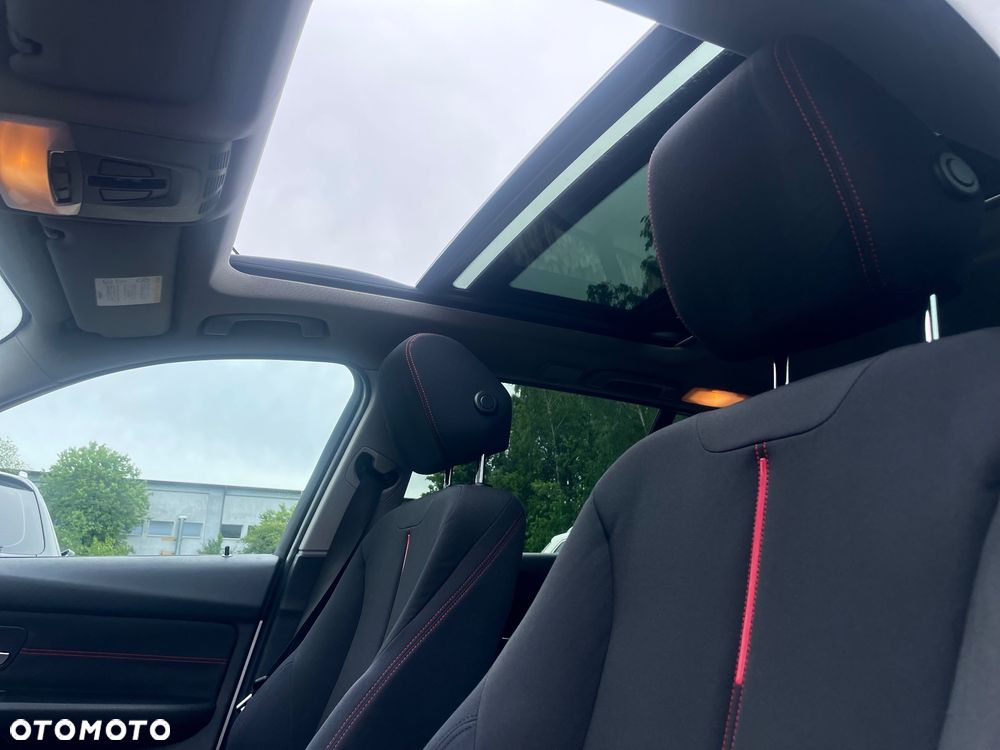 BMW Seria 3 318d DPF Edition Sport - 11