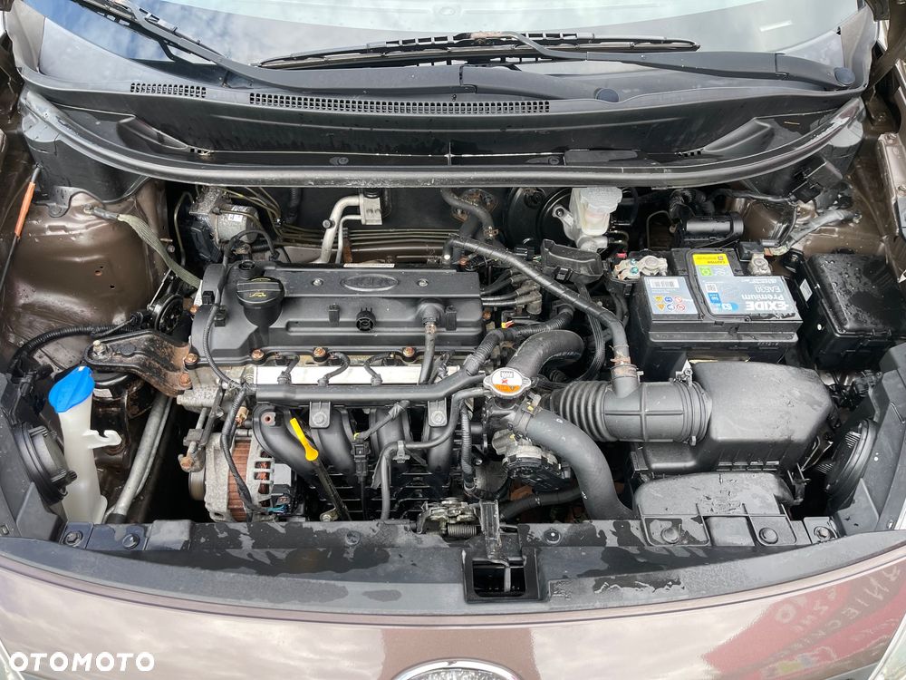 Kia Rio 1.2 Attract - 14