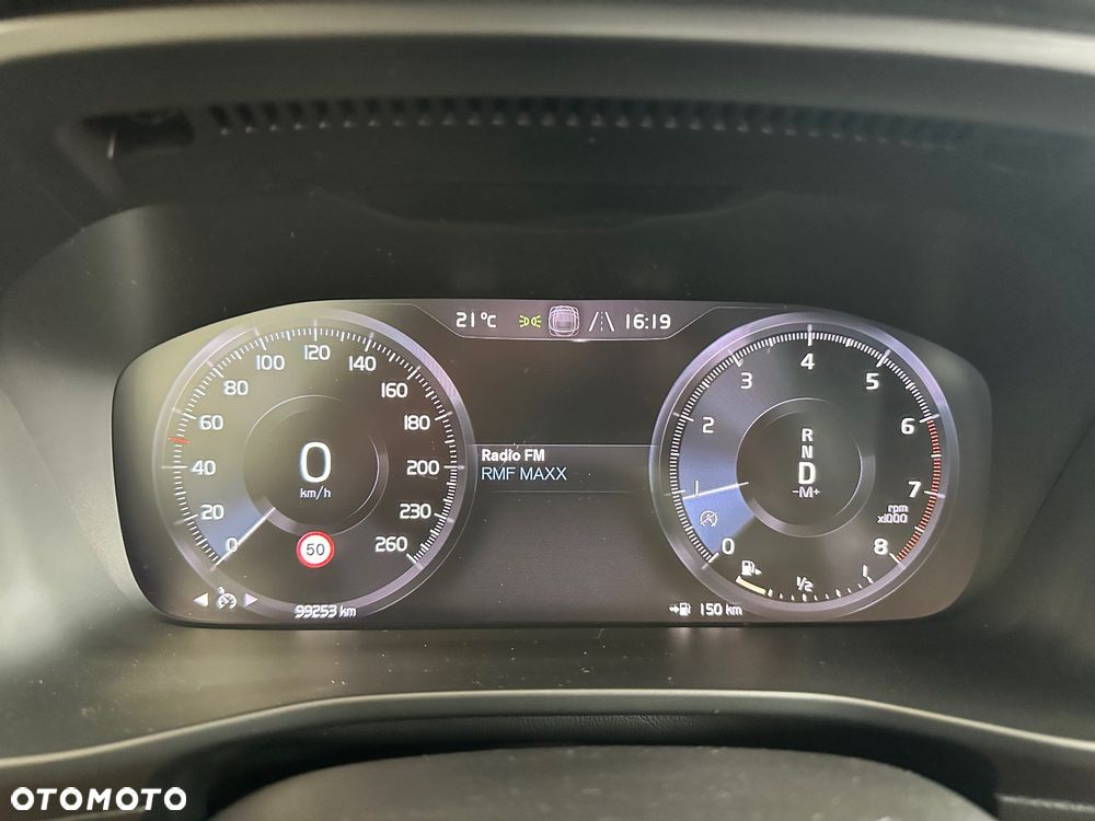 Volvo XC 40 T3 R-Design - 20