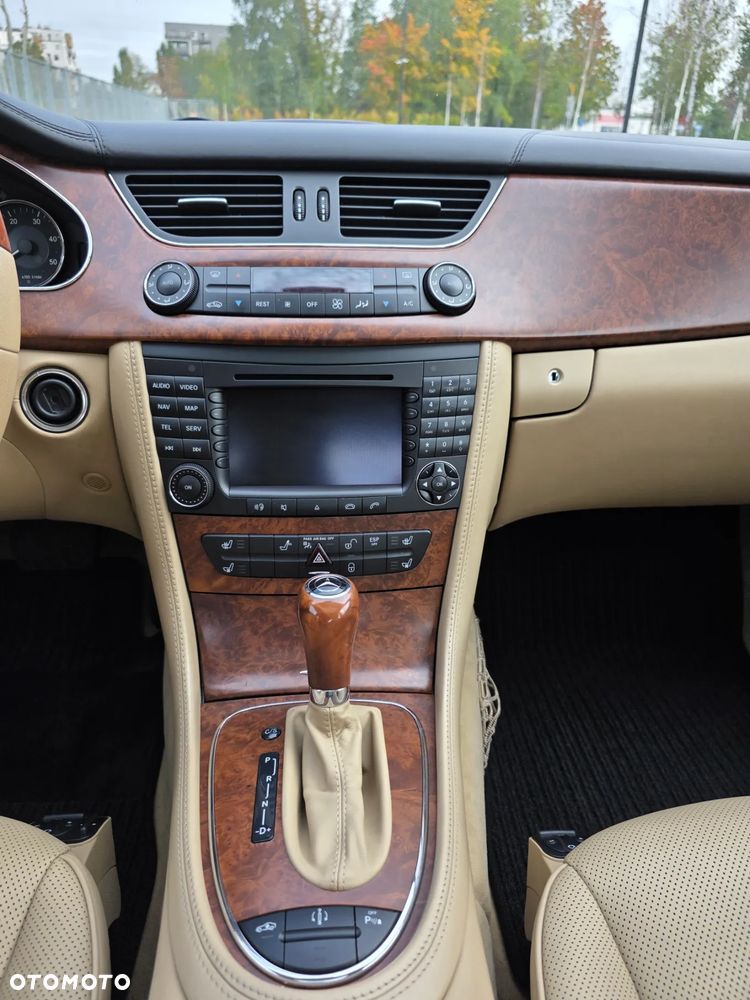 Mercedes-Benz CLS 320 CDI - 12