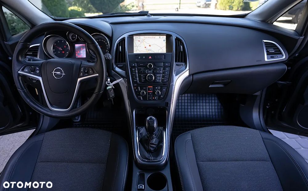 Opel Astra IV 1.7 CDTI Cosmo - 12
