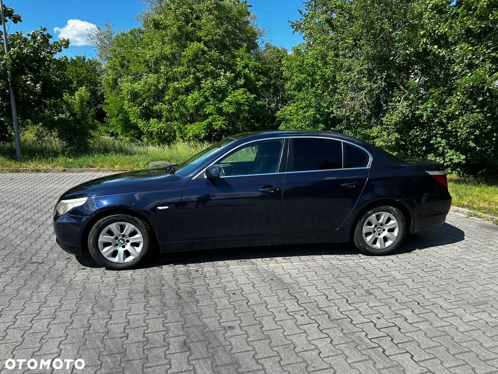 BMW Seria 5 525d - 2