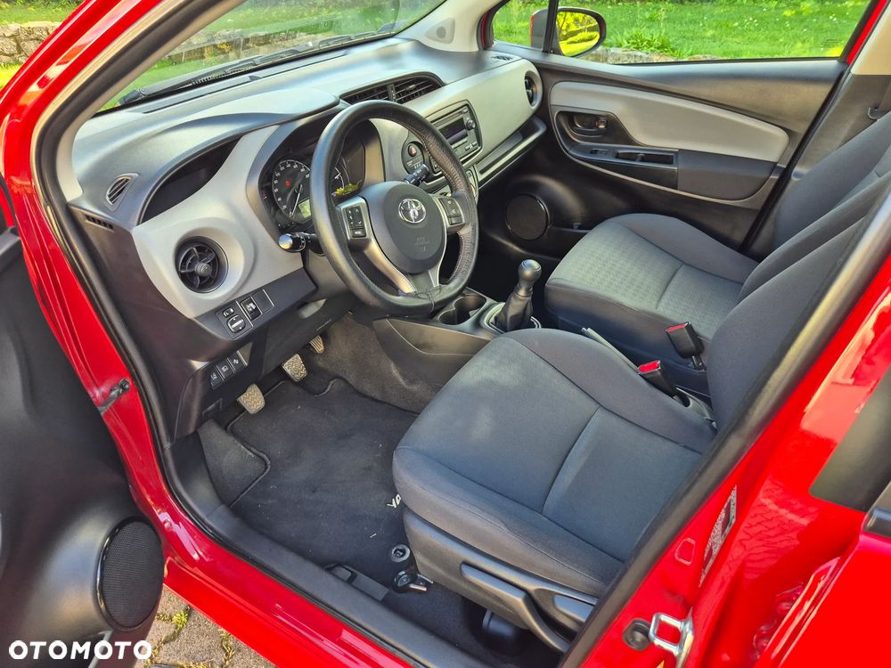 Toyota Yaris 1.0 Active - 17