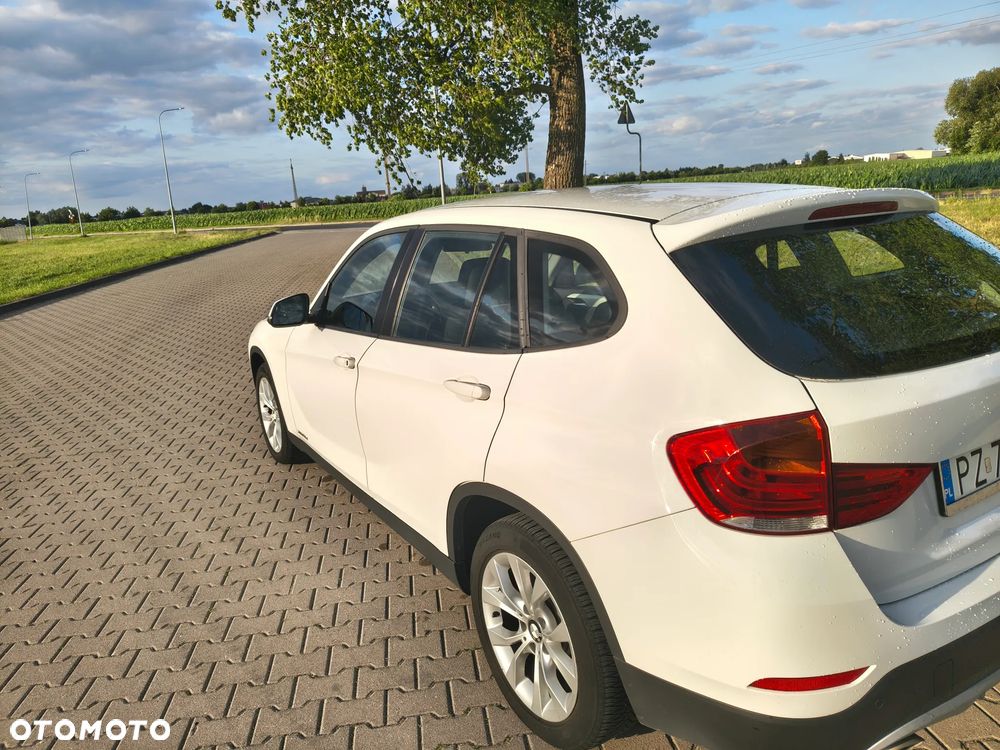 BMW X1 xDrive18d xLine - 4