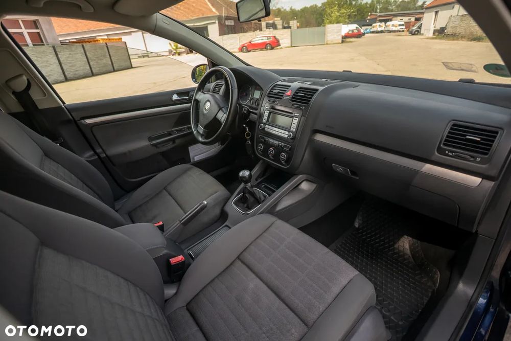 Volkswagen Golf 1.6 Tour - 21