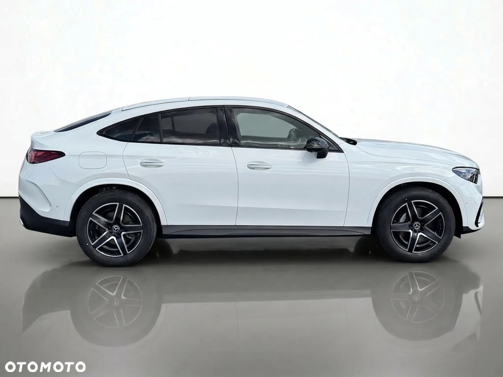 Mercedes-Benz GLC - 9