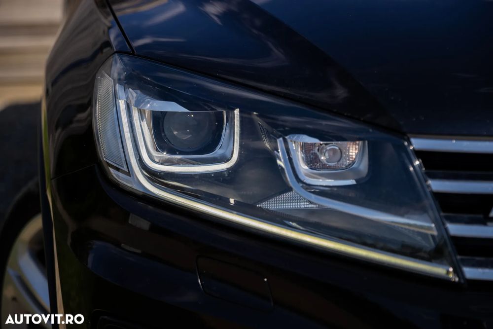 Volkswagen Touareg 3.0 V6 TDI BMT - 34