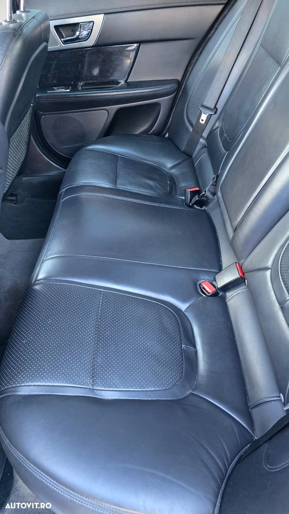 Jaguar XF 3.0D S Premium Luxury Aut - 2