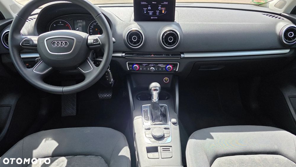 Audi A3 Sportback - 9