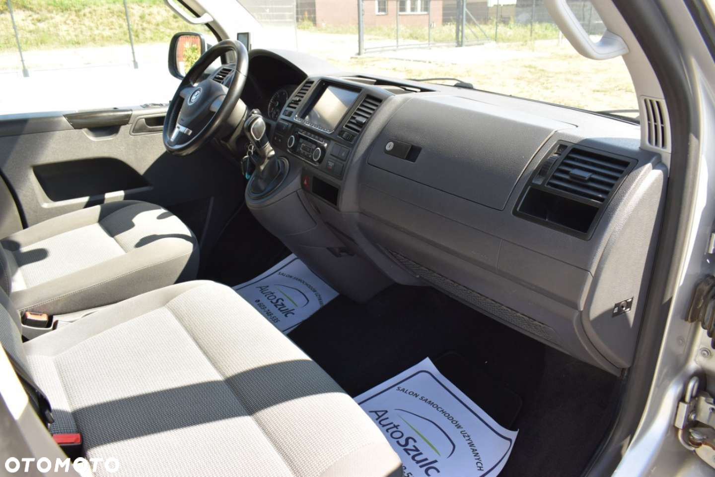 Volkswagen Transporter - 24
