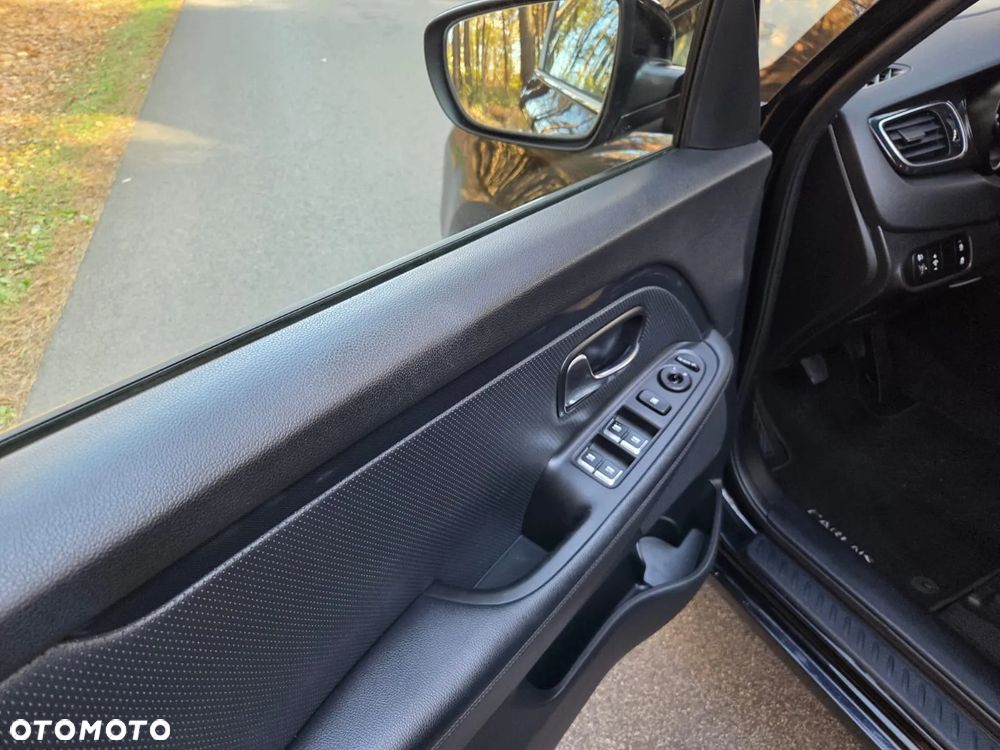 Kia Carens 2.0 GDI Edition 7 - 25