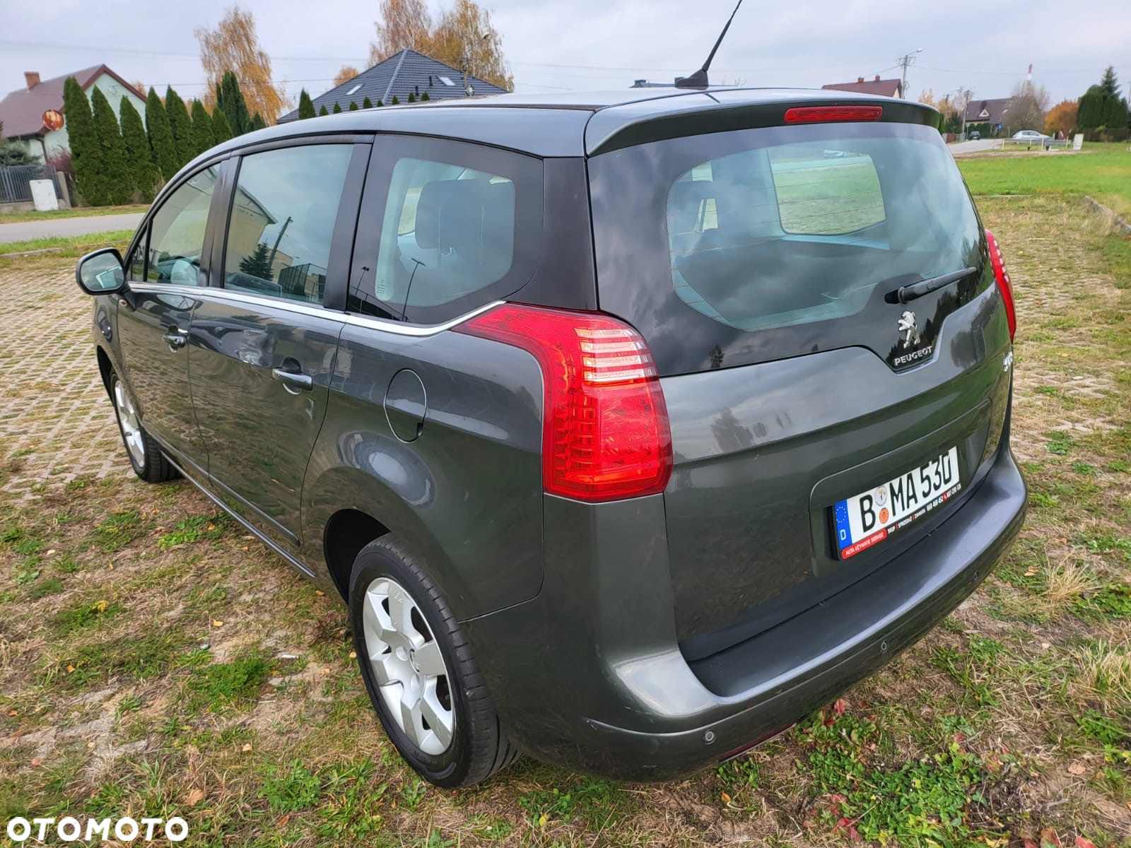 Peugeot 5008 1.6 BlueHDI Allure S&S - 22