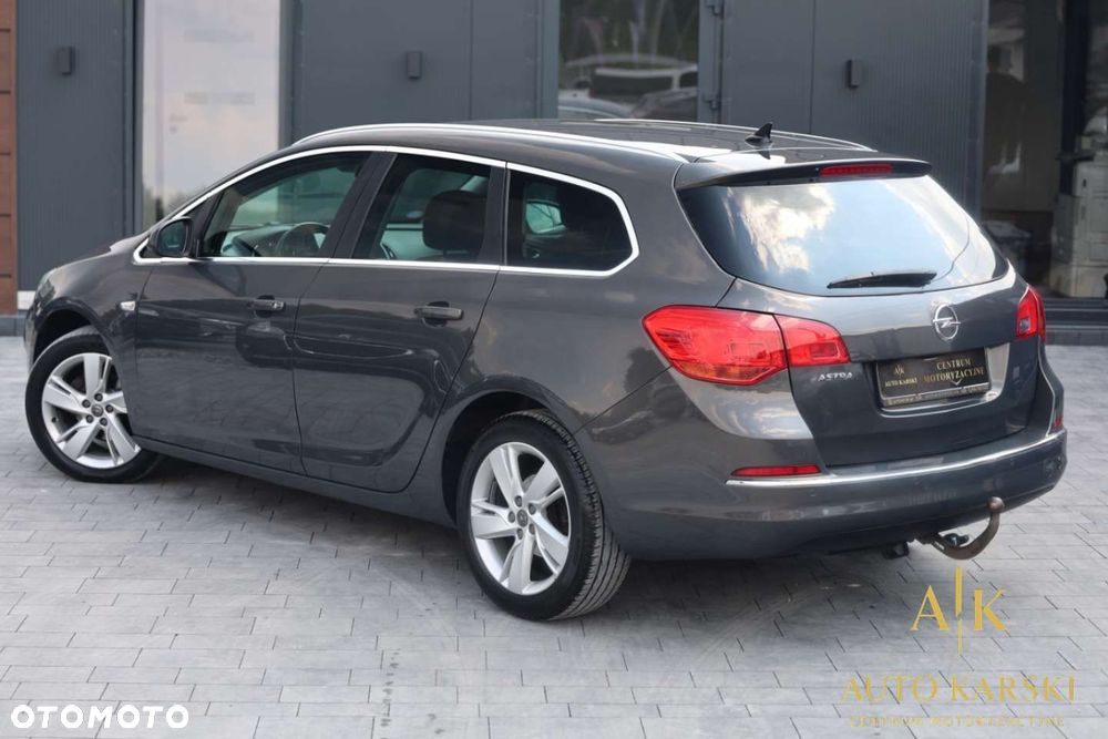 Opel Astra - 10