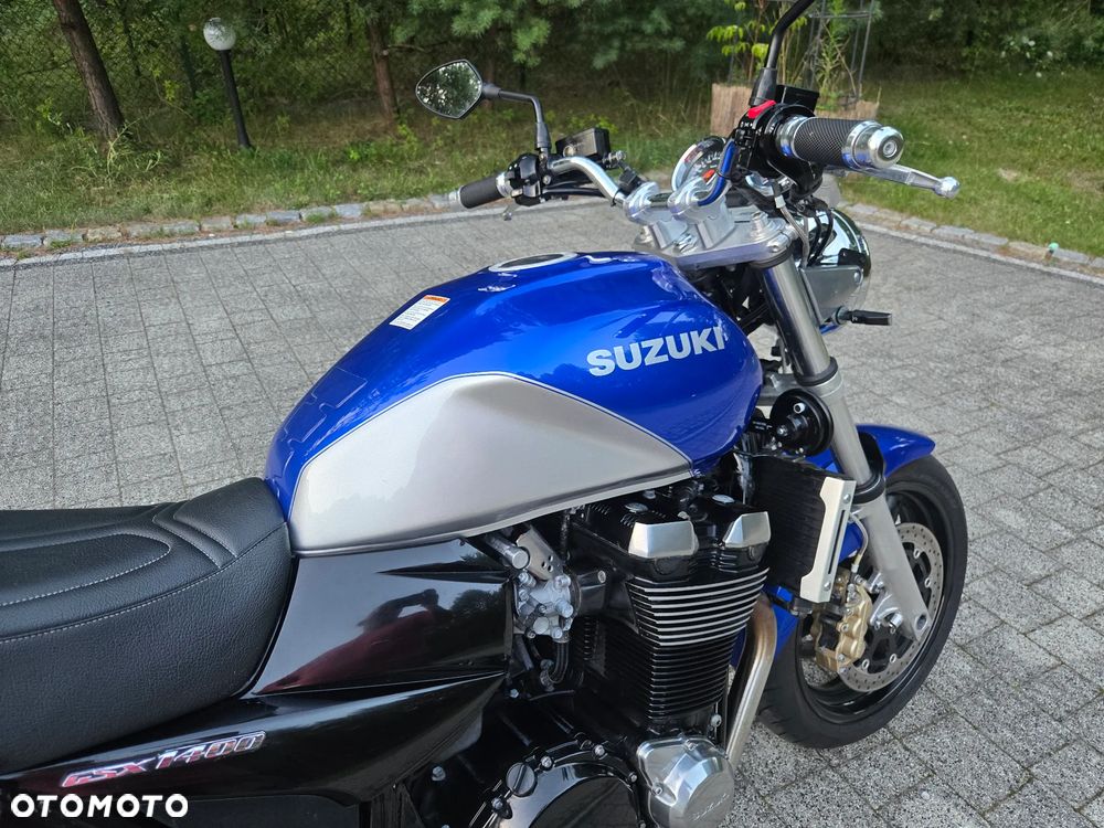Suzuki GSX - 15