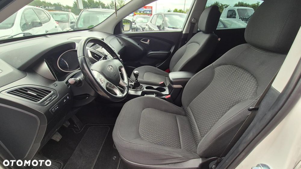 Hyundai ix35 - 14