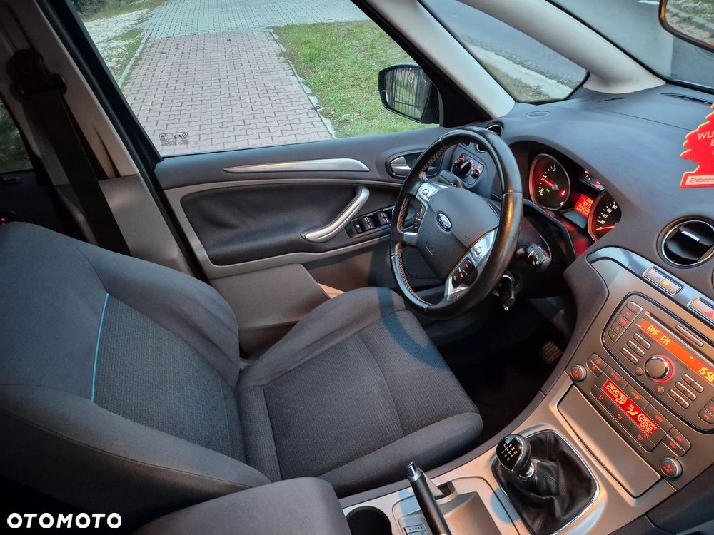 Ford S-Max 2.0 TDCi DPF Titanium - 15