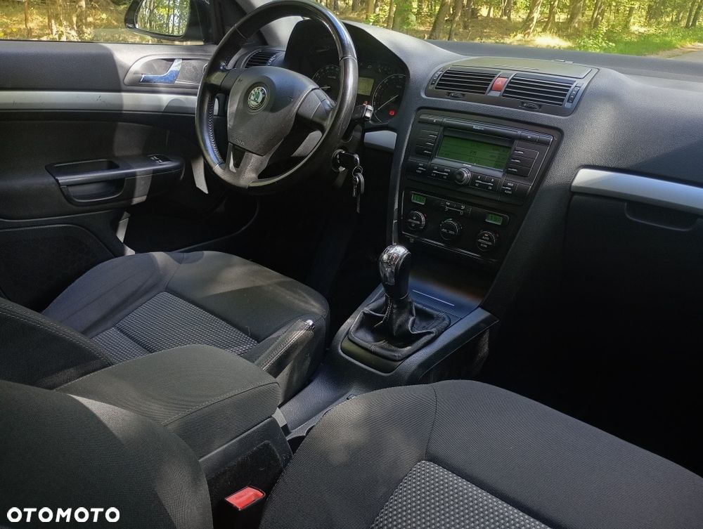 Skoda Octavia - 7