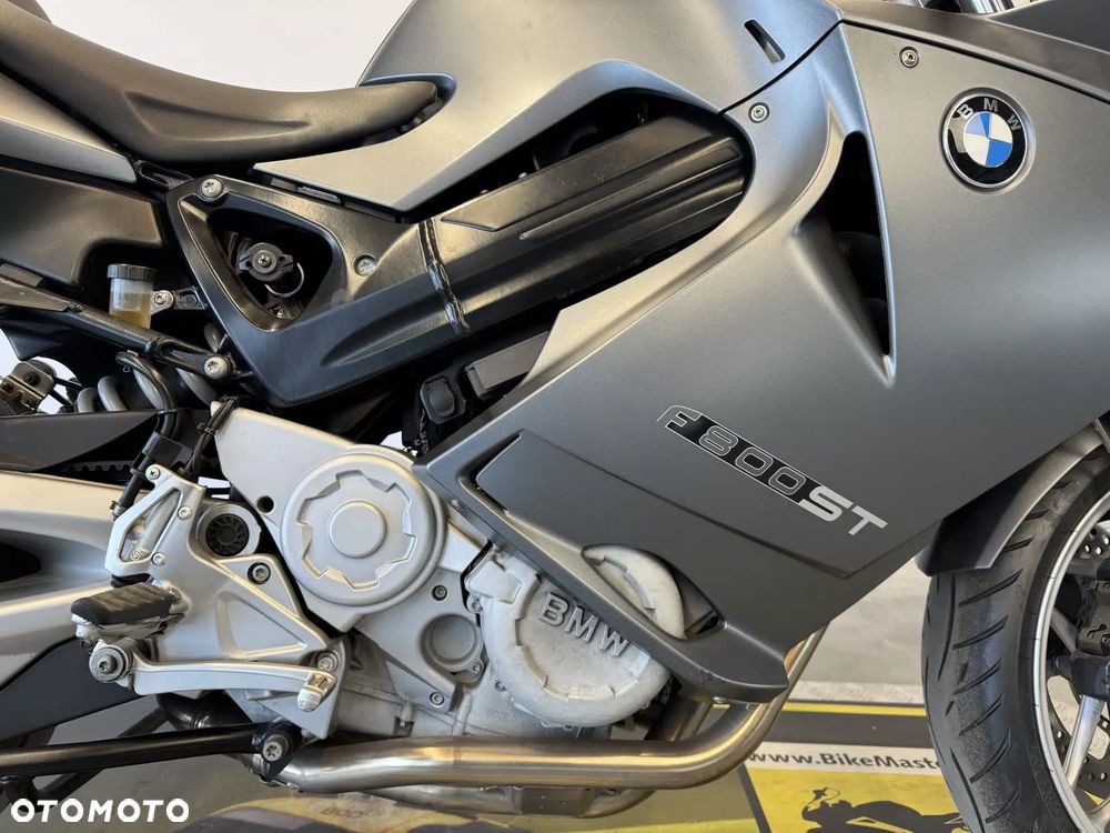BMW F - 13
