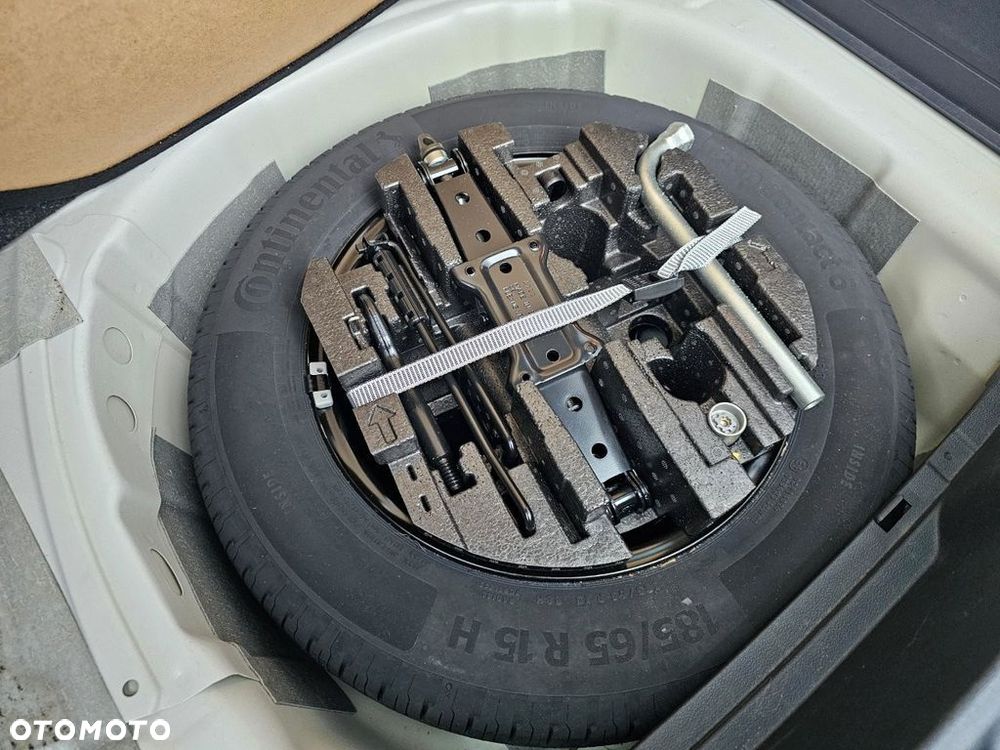 Skoda Fabia 1.0 TSI Ambition - 10