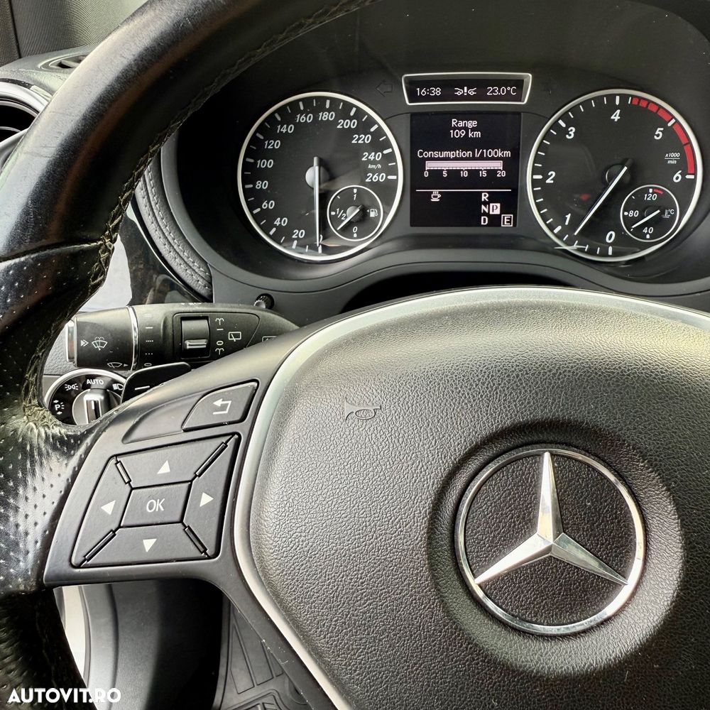 Mercedes-Benz B 200 - 12