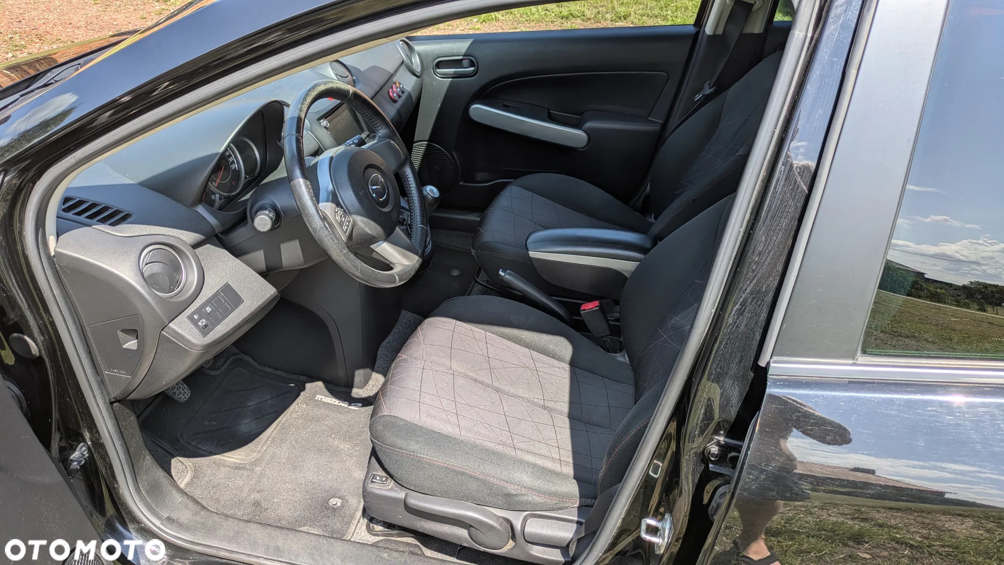 Mazda 2 1.3 Navi + - 5