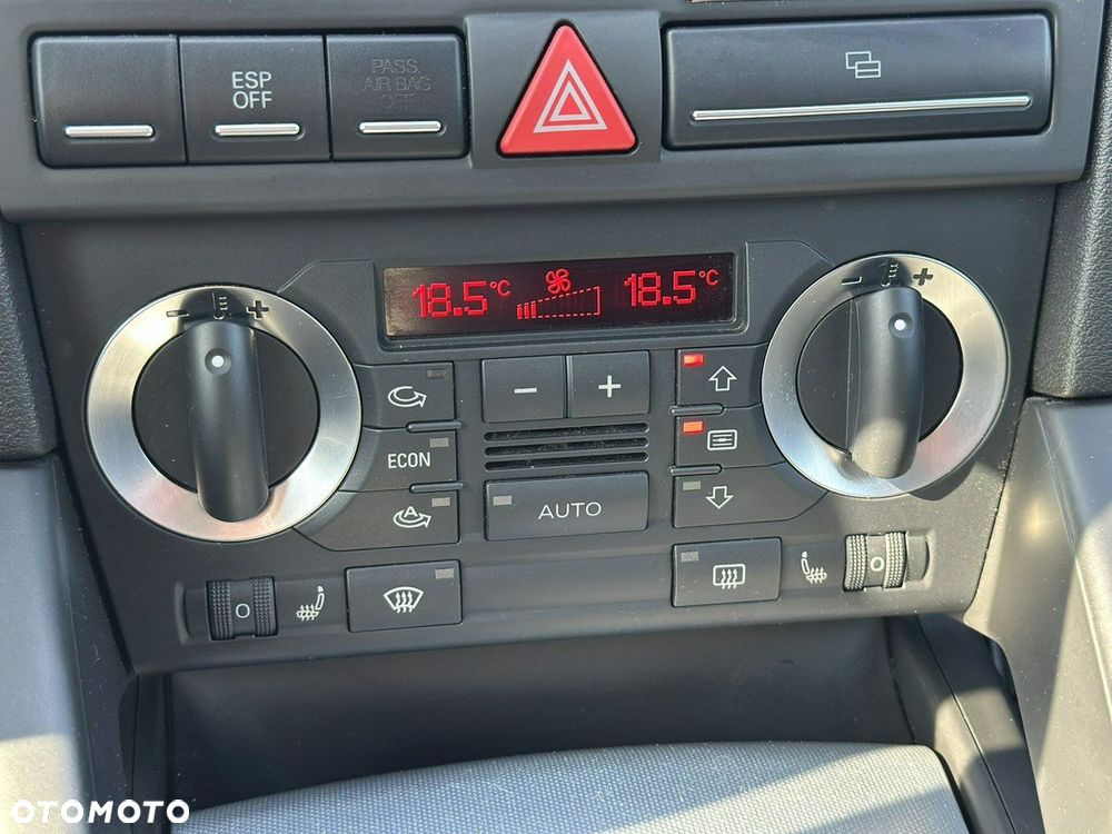 Audi A3 3-drzwiowe 3.2 quattro S tronic Ambition - 19