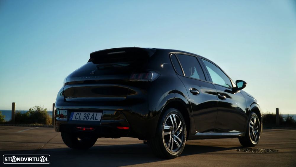 Peugeot 208 PureTech 75 Allure - 11