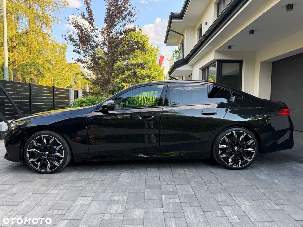BMW Seria 5 520d xDrive mHEV M Sport - 9