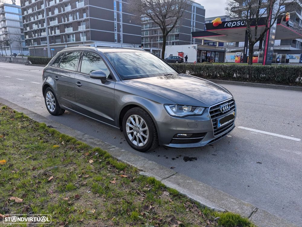 Audi A3 Sportback 1.6 TDI Attraction - 6