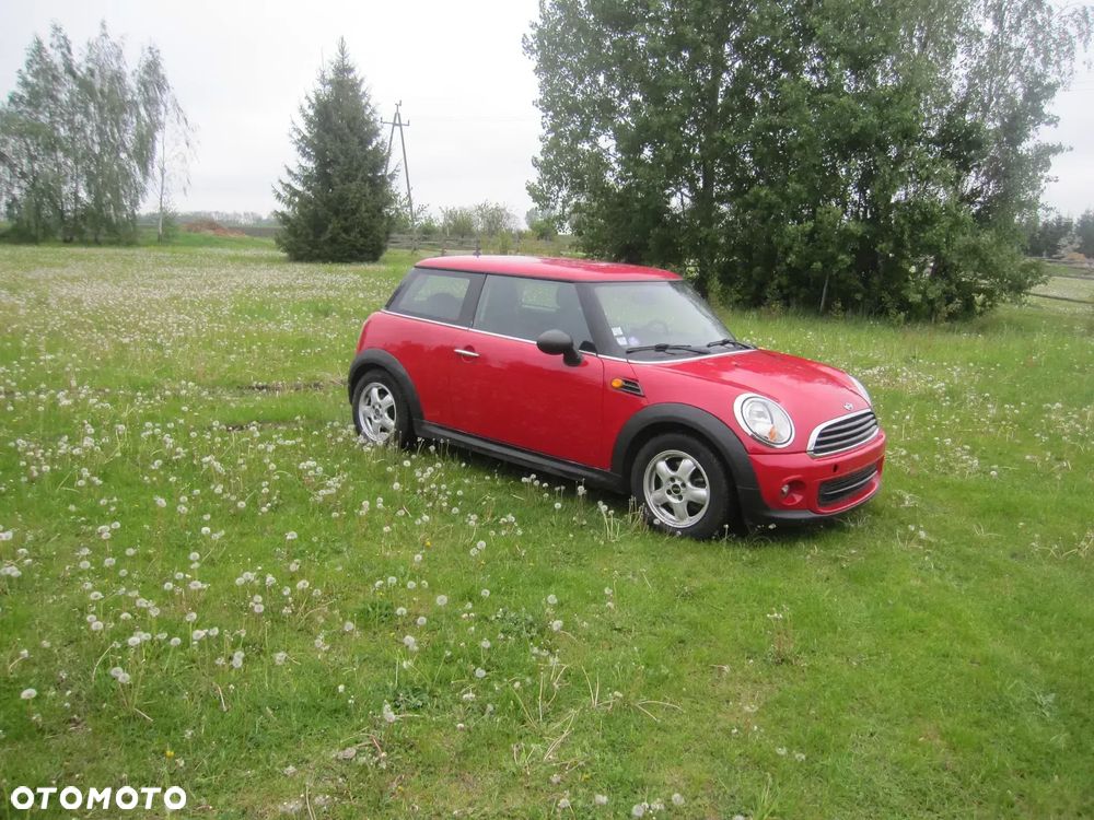MINI Cooper 50 Mayfair - 1