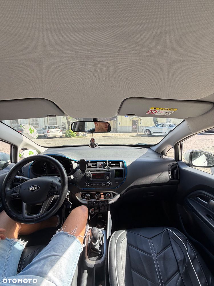 Kia Rio 1.4 crdi Business Line - 10