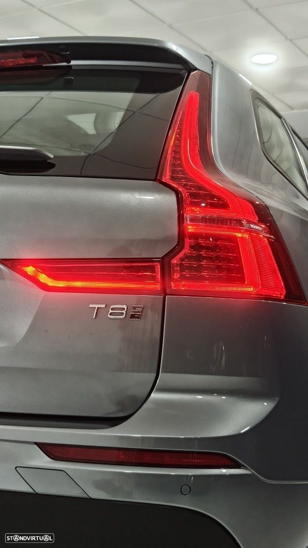 Volvo XC 60 2.0 T8 PHEV Momentum Plus AWD - 13