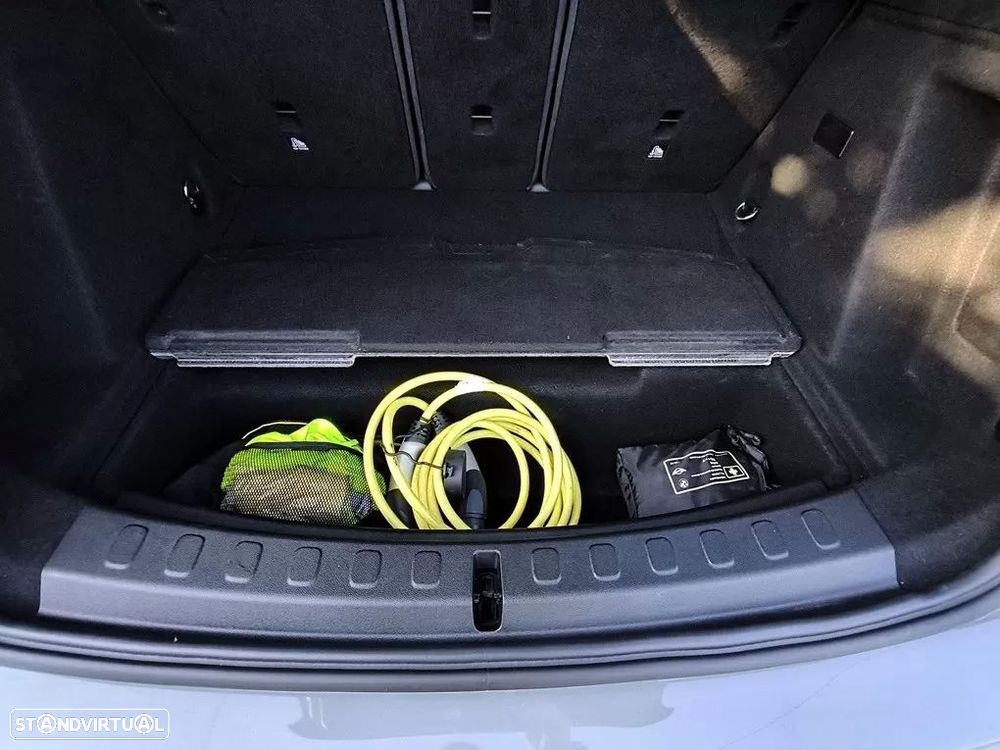 MINI Countryman Cooper SE ALL4 Auto - 28