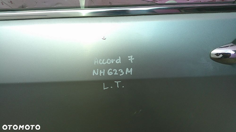 HONDA ACCORD VII DRZWI LEWE TYLNE NH623M - 2