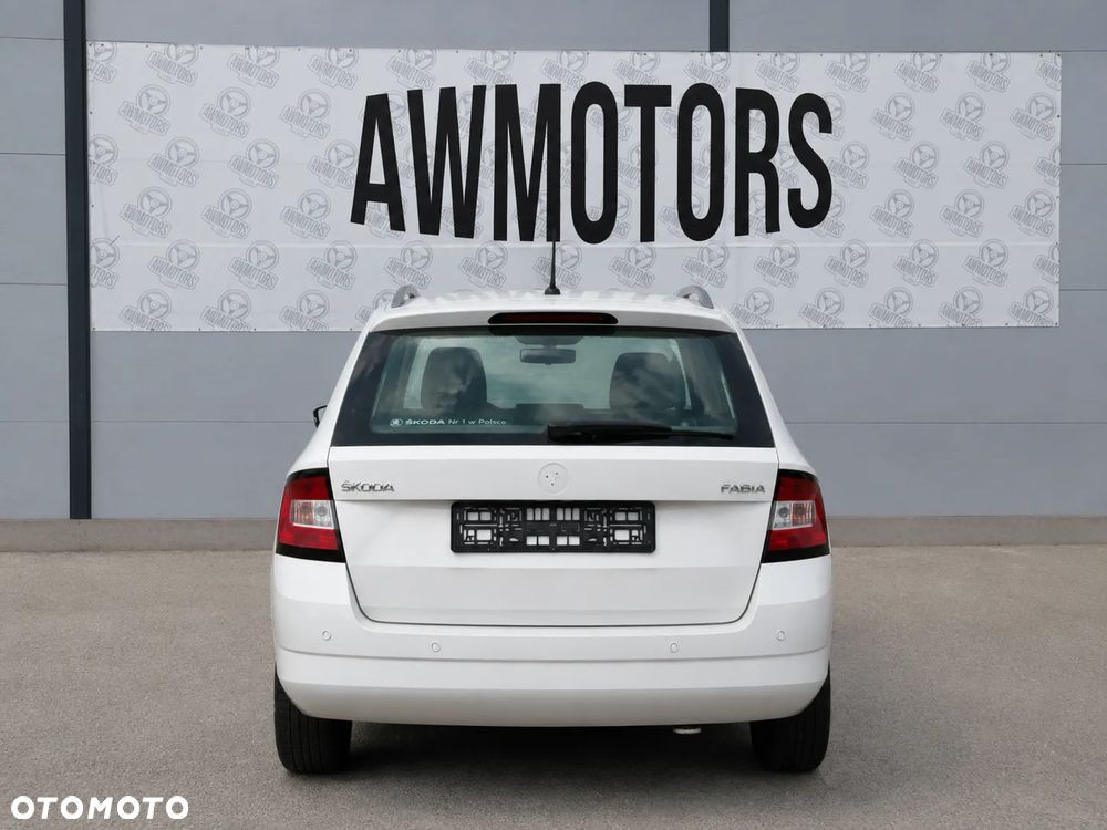 SKODA FABIA 2016 *SAMOCHÓD NA CZĘŚCI* 5435 9P / F9E  MASKA, LAMPA, DRZWI, LUSTERKO, ZDERZAK, GRILL, BŁOTNIK, KLAPA, BELKA, DESKA, FOTELE, KANAPA, ĆWIARTKA KIEROWNICA, TARCZE, ZACISKI, ZAWIESZENIE, KOMPLETNY PRZÓD, KOMPLETNY TYŁ, LICZNIK, ZEGARY, PRAWE LEWE PRZÓD TYŁ - 2