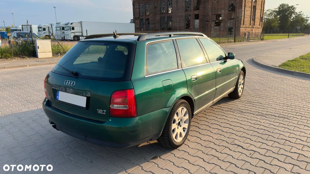 Audi A4 Avant - 4