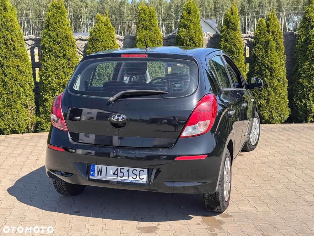 Hyundai i20 1.2 Trend - 9