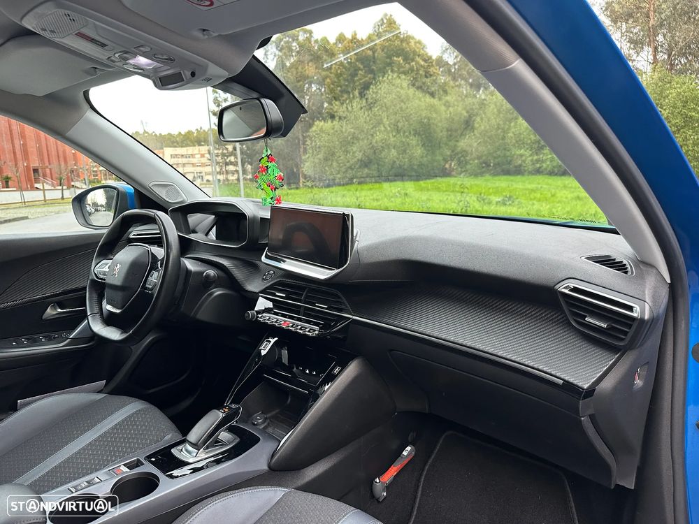 Peugeot e-2008 Allure+ - 22