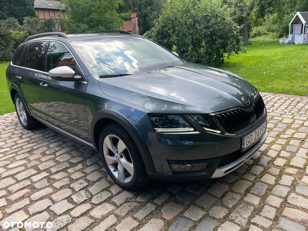 Skoda Octavia Scout 2.0 TDI 4x4 DSG - 7