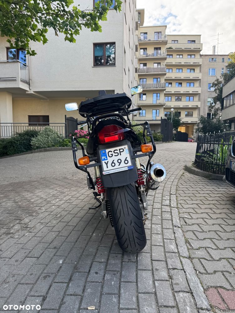 Suzuki GSX - 7