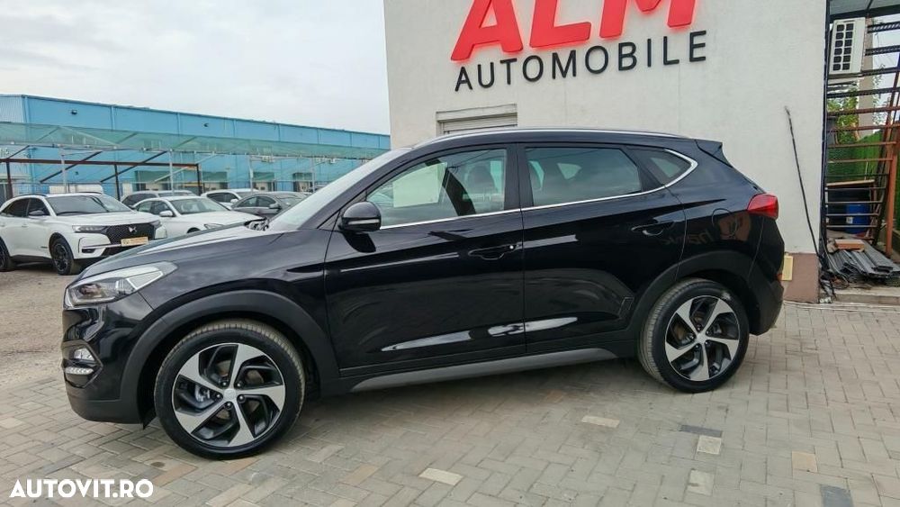 Hyundai Tucson - 8