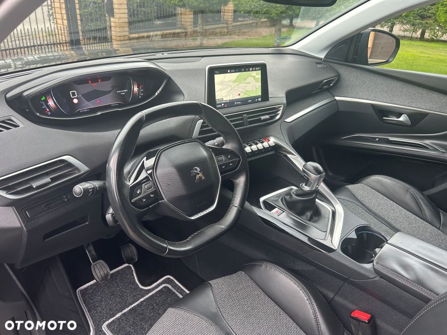 Peugeot 5008 ver-bluehdi-150-stop-start-allure - 13