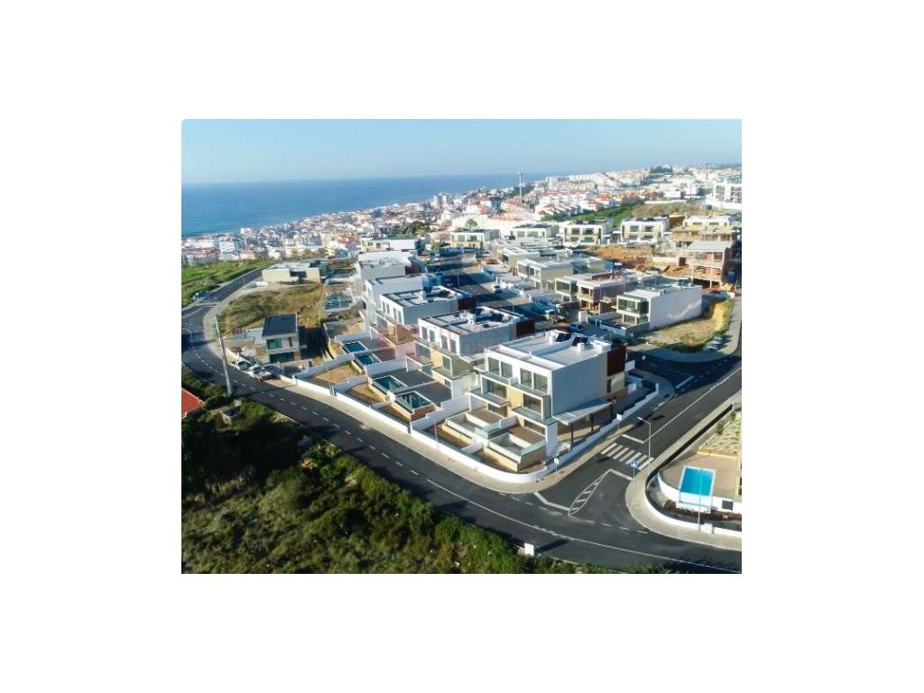 Ericeira - Moradia T4 a estrear - Conforto, Piscina e Vista 180º' - Grande imagem: 2/31