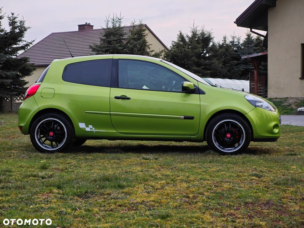 Renault Clio 1.2 16V Dynamique - 8