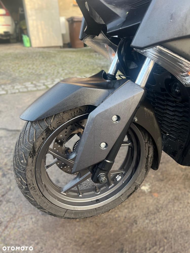 Yamaha X-max - 6