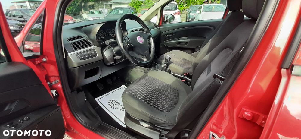 Fiat Grande Punto - 26