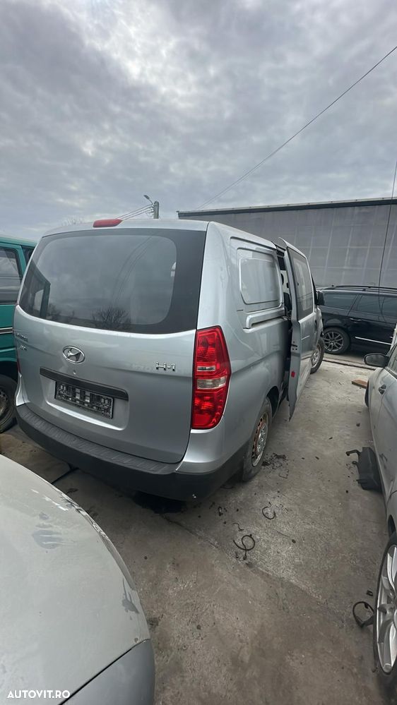 DEZMEMBREZ HYUNDAI H1 - 2