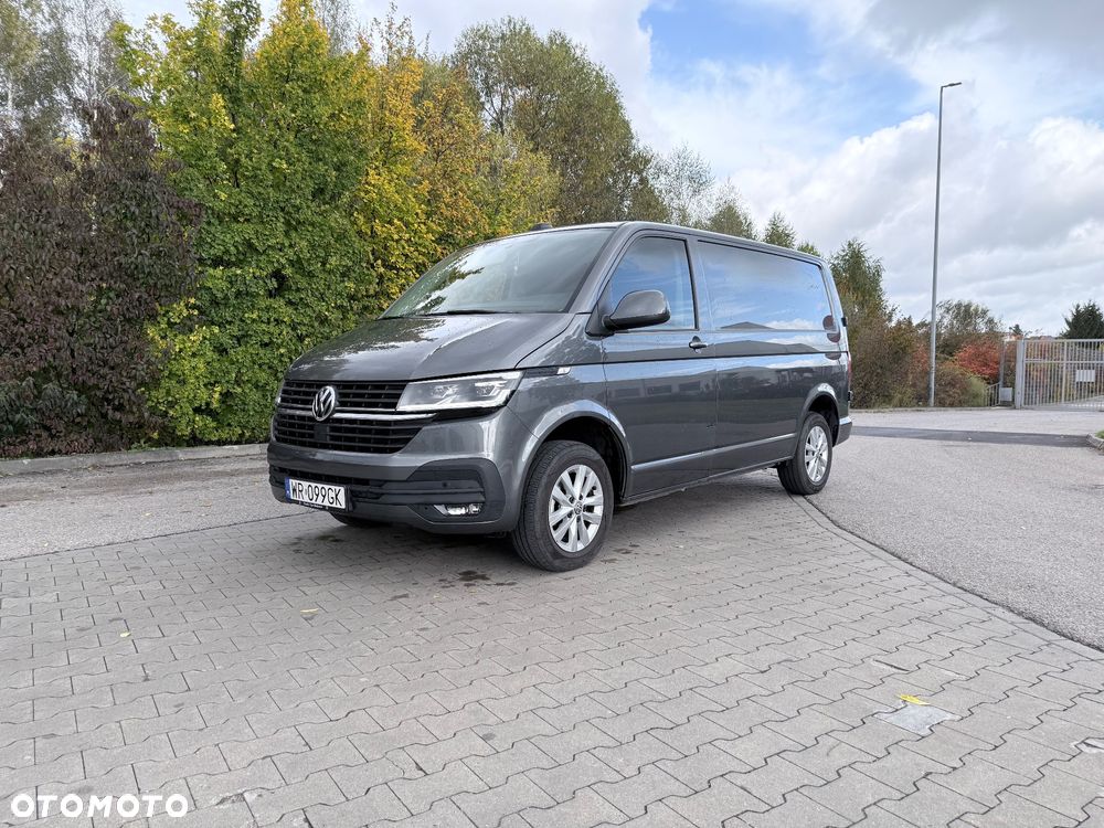 Volkswagen Transporter - 1