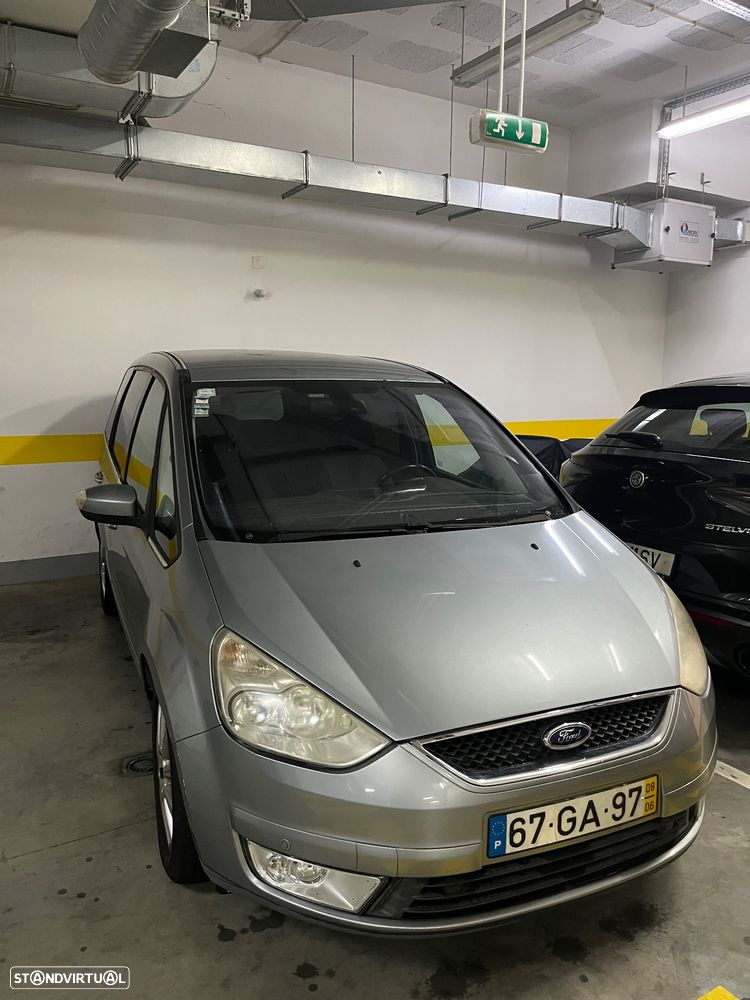 Ford Galaxy 2.0 TDCi Ghia - 8